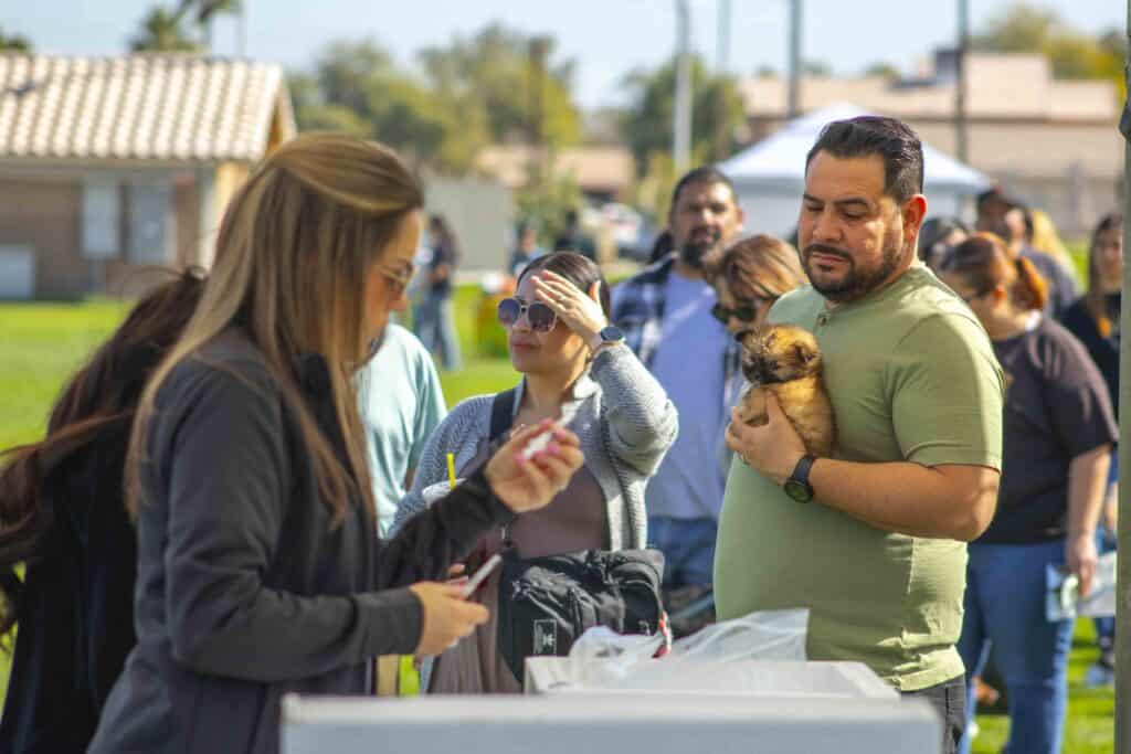 “Vacunación de perros en Petpeloza Somerton 2026”